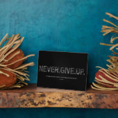 やる気を起こさせる単語 – 決して上に与えせない フォトプラーク (側面)