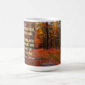 やる気を起こさせる引用文オレンジオータムウッズハイキング コーヒーマグカップ (中央)