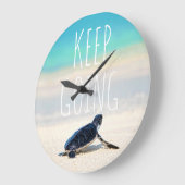 やる気を起こさせる引用文保ゴーガメビーチ ラージ壁時計 (傾斜)