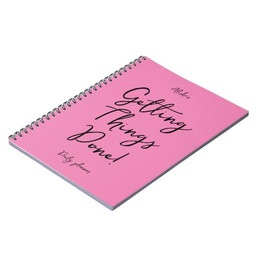 やる気を起こさせる引用文名前をカスタムするピンク毎日プランナー ノートブック (左側)