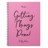 やる気を起こさせる引用文名前をカスタムするピンク毎日プランナー ノートブック (正面)