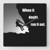 やる気を起こさせる登山ロッククライミングことわざ スクエア壁時計 (正面)