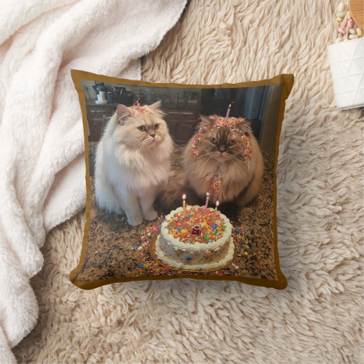 やろう祝!かわいいバースデーキャット装飾用クッション クッション (ブランケット)