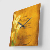 やわらかい金色のユリ スクエア壁時計 (傾斜)