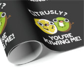 ゆったりとあなたは私のフルーツパおもしろいンダークBG ラッピングペーパー (ロールコーナー)