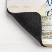 "よい感情"の引用文のタイポグラフィの海だけ日曜日 マウスパッド (コーナー)