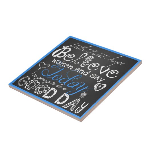 よい日の感動的な黒板の一見のタイル タイル (側面)