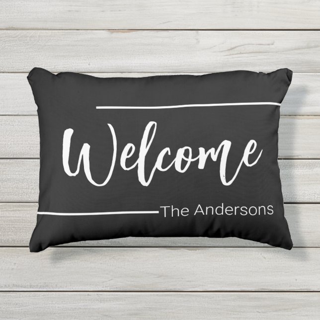 ようこそスクリプト白黒名文字テンプレート アウトドアクッション (正面)