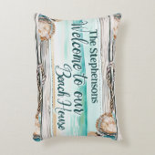 ようこそパーソナライズされた私たちのビーチハウス アクセントクッション (正面(垂直))