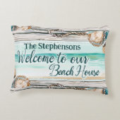 ようこそパーソナライズされた私たちのビーチハウス アクセントクッション (裏面)