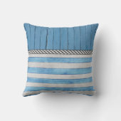 ようこそブルーウッドとストライプ クッション (裏面)