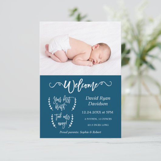 ようこそモダンフォト男の赤ちゃん誕生のお知らせ 案内状 (スタンド正面)