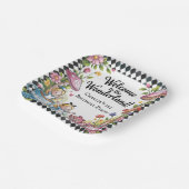 ようこそワンダーランドの最初の誕生日パーティー ペーパープレート (傾斜あり)