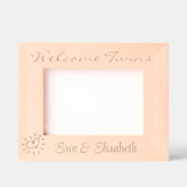 ようこそ双子,名前と写真, 7 x 5 " レーザー彫刻フレーム (正面)