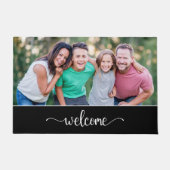 ようこそ文字と家族の写真、黒 ドアマット (正面)