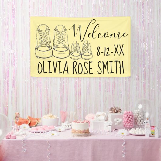 ようこそ新着ベビーシューズシャワーイエロー 横断幕 (パーティー)