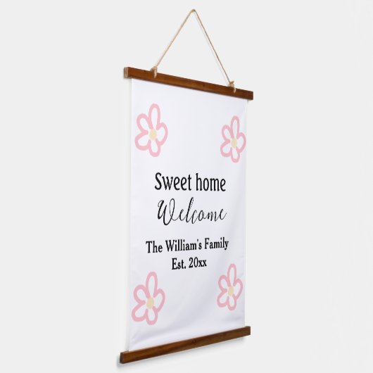 ようこそ甘い家を追加する家族の名前の年Est。文字 吊り下げ型タペストリー (傾斜あり)