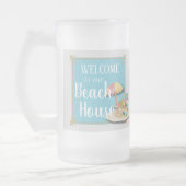 ようこそ私たちのビーチハウス – デザインNo 1 フロストグラスビールジョッキ (左)