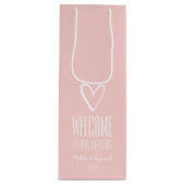 ようこそ私たちの結婚赤面ピンク ワインギフトバッグ (正面)