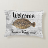 ようこそ魚釣りカレイファミリーネームフィ素朴ッシュ アクセントクッション (裏面)