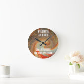 ようこそWorld Tie-Dye Brown Red Groovy子供部屋 ラウンド壁時計 (ホーム)