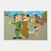 よぎ熊と友人の温かい歓迎 ドアマット (正面)