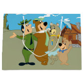 よぎ熊と友人の温かい歓迎 ラージペーパーバッグ (正面)