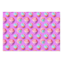 よくはしゃぐカラフル薄紫、青、ピンクのカップケーキ