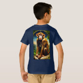 「よくはしゃぐサル」キッドのデザイン Tシャツ (裏面フル)