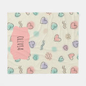 よくはしゃぐハート、ドット、波線のドードル フリースブランケット (正面(横))