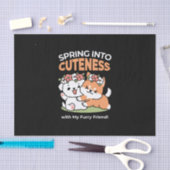 よくはしゃぐフラワークラウン付き犬 – おもしろい春テーマ 薄葉紙 (クラフト)