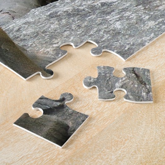 よくはしゃぐ可愛い頭が切れる女のフレンドリー子 ジグソーパズル (側面)