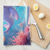 よくはしゃぐ熱帯魚のカラフル中のイルカ キッチンタオル (四つ折り)