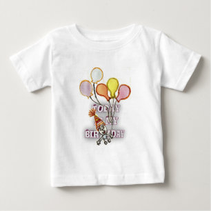 よくはしゃぐ誕生日あいさつ文:ハッピーバースデーBro. ベビーTシャツ