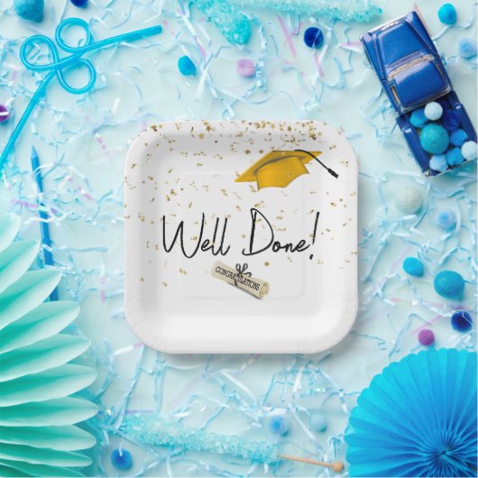 よく行われた卒業紙吹雪と金ゴールドキャップ ペーパープレート (パーティー)