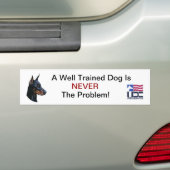 よく訓練された犬-黒 バンパーステッカー (車上)