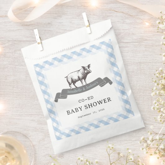 よだれかけ&リブBBQブルー素朴ギンガムベビーシャワー フェイバーバッグ (クリップ留めされた状態)