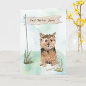 よのノーフォークテリアの感じ犬との外科の後で カード (黄色い花)