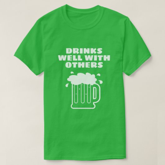 よの飲み物他と-緑のSt patricks day Tシャツ (デザイン正面)