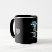 より優しさ、より多くの愛のマグ マグカップ (正面左)