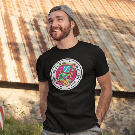 より古い方が良い – おもしろいレトロゲーマー Tシャツ