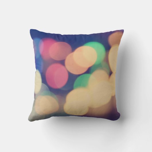 より多くのことを行うと幸せになる クッション (裏面)