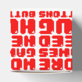 より多くのゲームはハグボタンが必要 フェイバーボックス (上部)