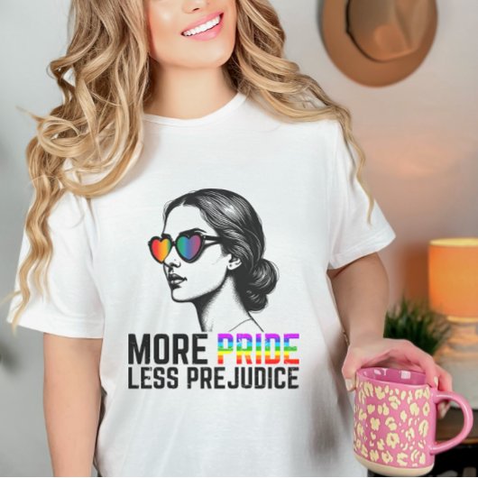 より多くのプライドより少ない偏見ヴィンテージレインボーLGBTQ Tシャツ