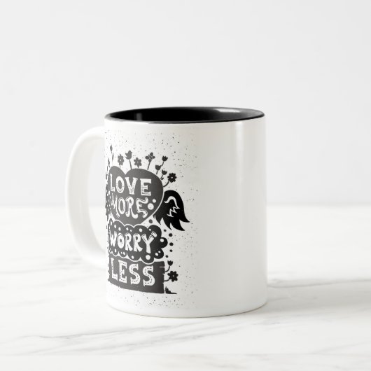より多くの心配をより少なく愛して下さい ツートーンマグカップ (正面左)