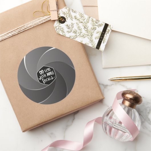 より多くの焦点を当てることで少ない作業を実現 ラウンドシール (ギフト)