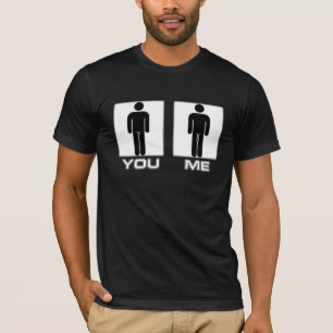 より大きいよりよいですがあります Tシャツ