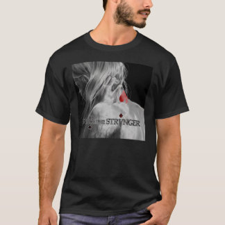 より奇妙で黒いTシャツをとどまって下さい Tシャツ