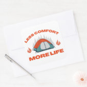 より少ない心地よいより多くの人生のキャンプ旅行 スクエアシール (封筒)