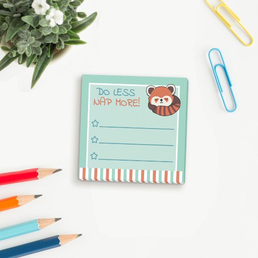 より少ない昼寝より多くの赤いおもしろいパンダをリストする ポストイット